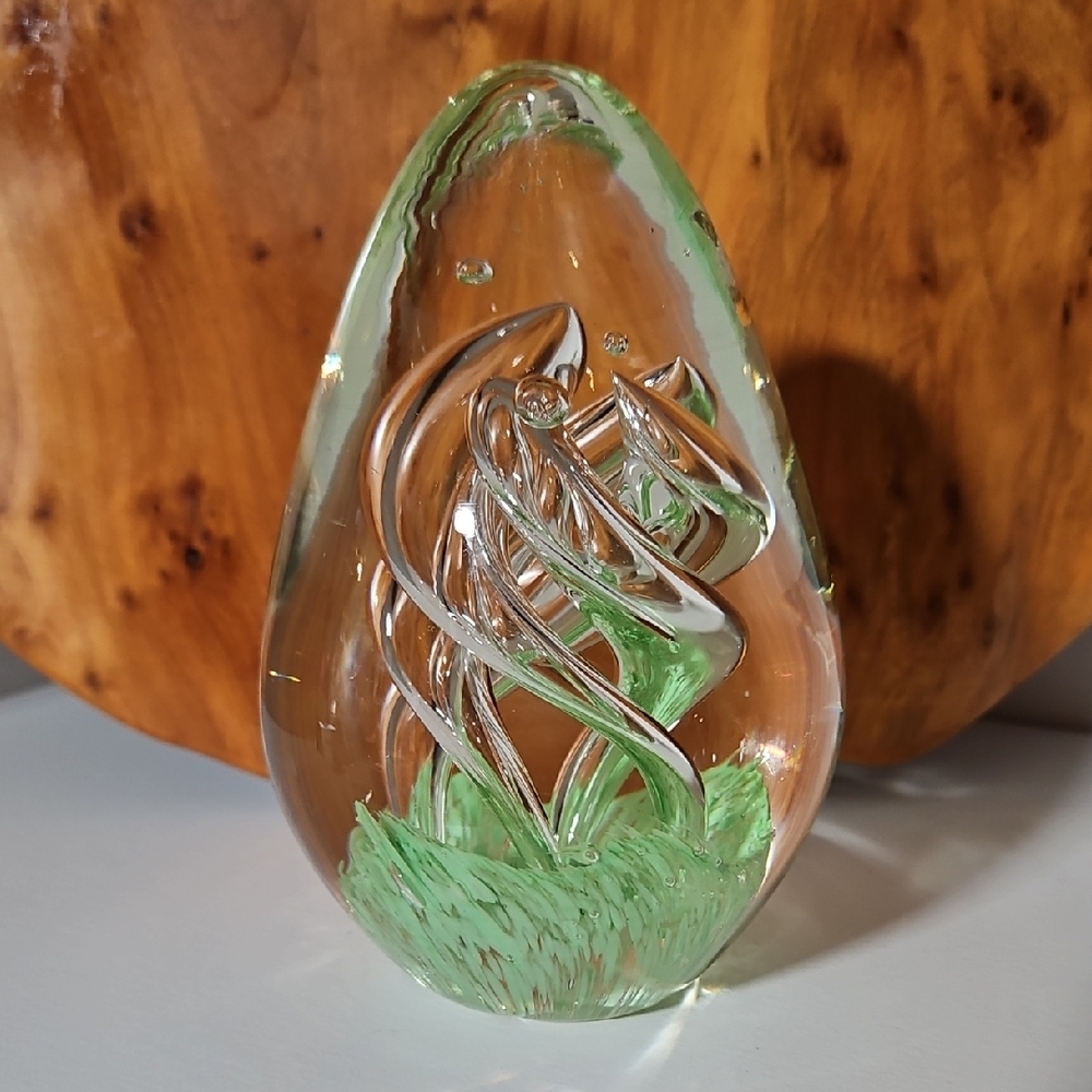 Vintage Hand Blown Egg Shaped Art Glass Paperweight Green Spiral Swirl